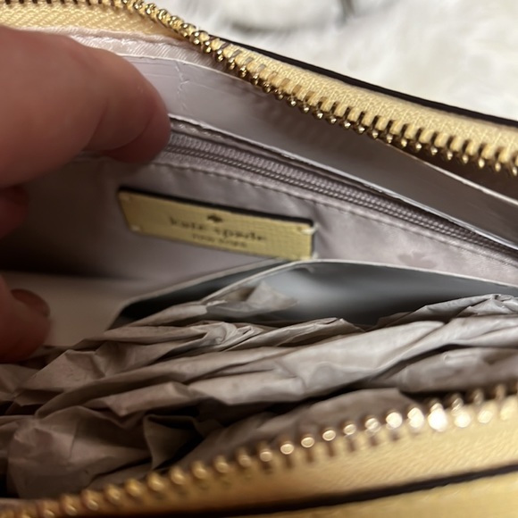 Kate Spade Kristi Shoulder Bag NWT refrained grain Butter color​ - Picture 6 of 6